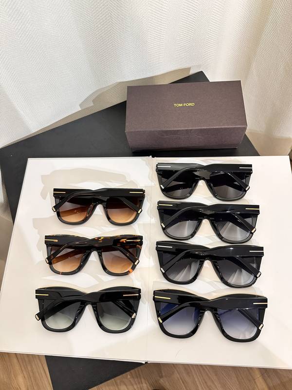 Tom Ford Sunglasses Top Quality TOS01208